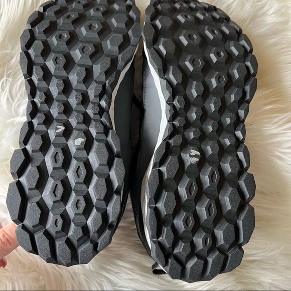 NEW BALANCE Men's Fresh Foam 1350 V1 Walking Shoe - Picture 6 of 13